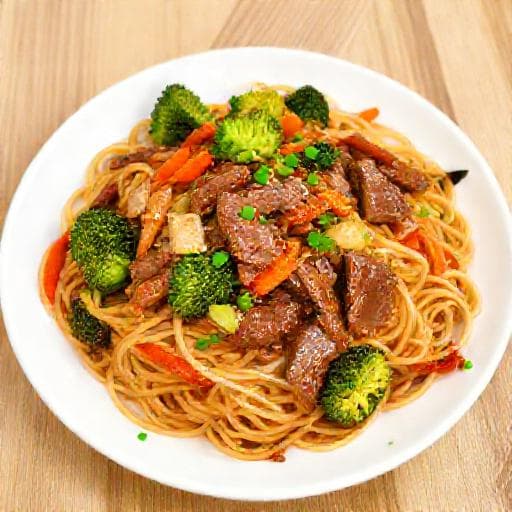 Klassisk Oksekød Lo Mein