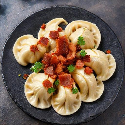 Вареники з картоплею, грибами та копченою грудинкою