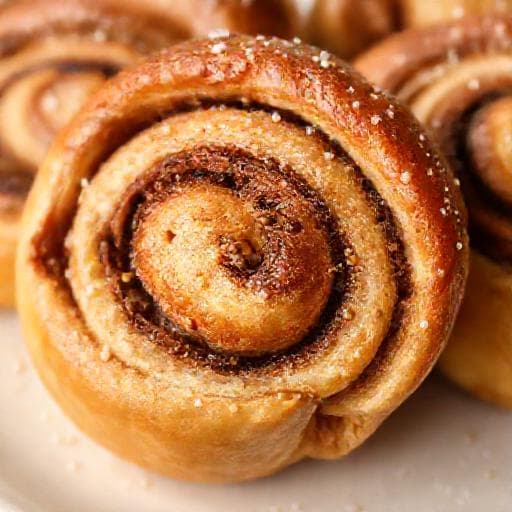 Girelle alla Cannella e Cardamomo (Stile Scandinavo)