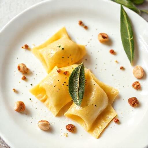 Agnolotti del Plin al Burro e Salvia con Nocciole Tostate