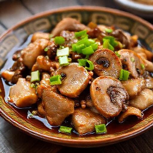 หมูผัดน้ำมันหอยเห็ดหอม