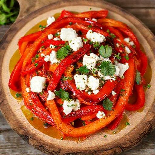 Pečene Paprike s Češnjakom i Feta Sirom (Roasted Peppers with Garlic and Feta)