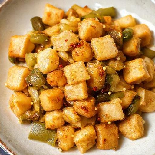 野沢菜と油揚げの炒め物