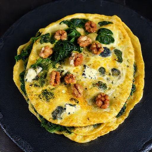 Omlet ze Szpinakiem i Serem Pleśniowym