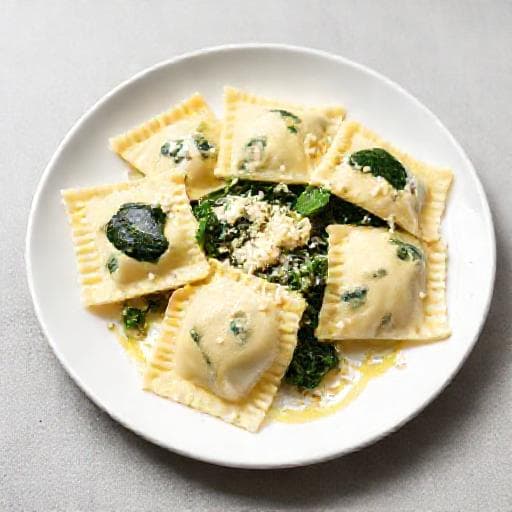 Szybkie Ravioli z Ricottą i Szpinakiem (z gotowych płatów)