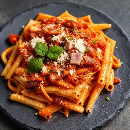 Penne all'Arrabbiata med Pancetta