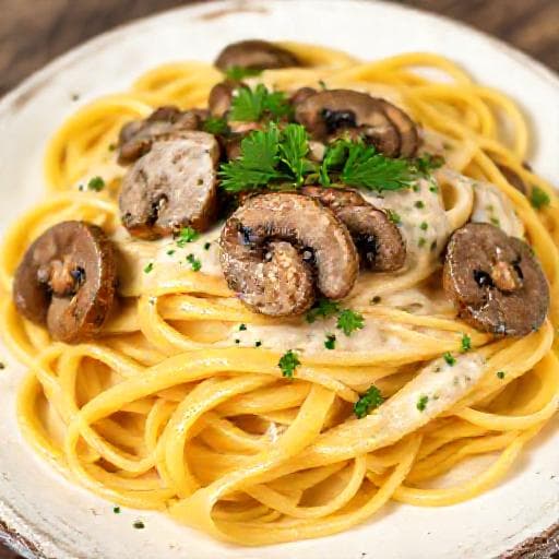 Klassisk Tagliatelle med Svamp och Grädde