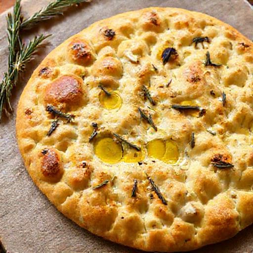 Snabb Focaccia med Rosmarin och Vitlök