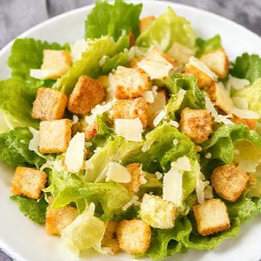 Salada Caesar Clássica