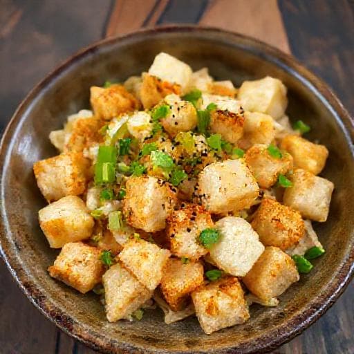 Quick Bột Chiên with Egg and Scallions