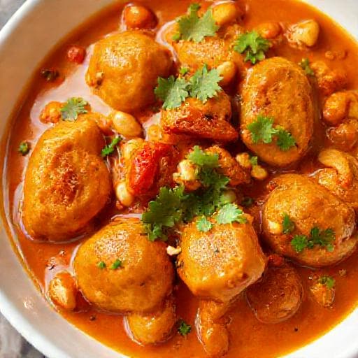 Smörkyckling med Rostad Paprika och Cashewnötter