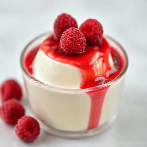 Klassisk Pannacotta med Hallon