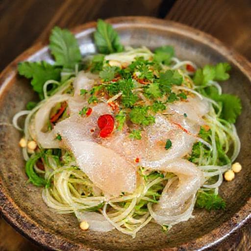 Gỏi Cá Mai Nha Trang (Nha Trang Style Raw Fish Salad)