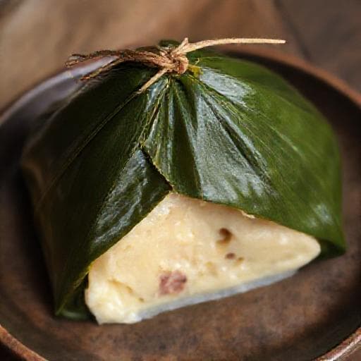 Bánh Ú Tro (Traditional Sticky Rice Dumplings)