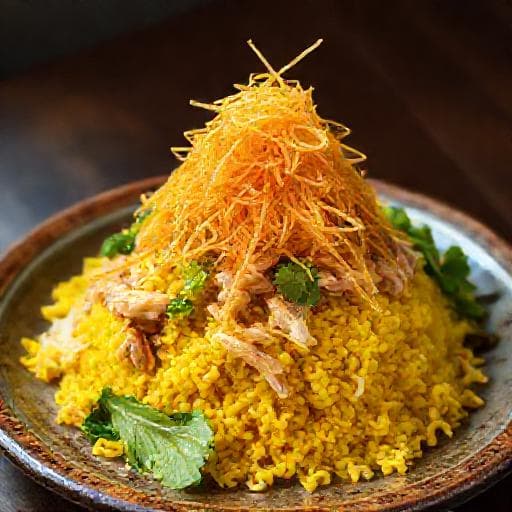 Nha Trang Chicken Rice with Crispy Shallots