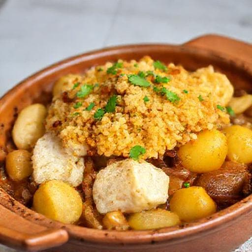 Bacalhau à Conde da Guarda com Broa de Milho