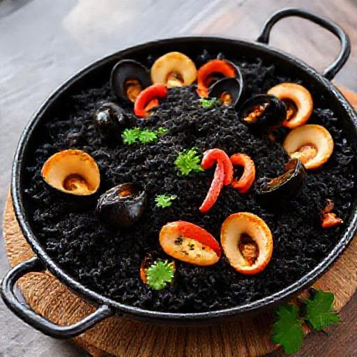 Paella Marinera com Tinta de Lula