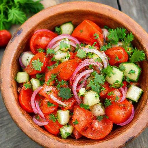 Шакароб с огурцом и зеленью