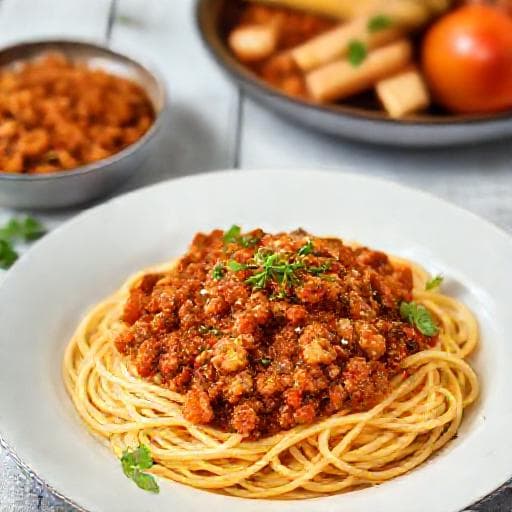 Klassinen Härkis-Bolognese