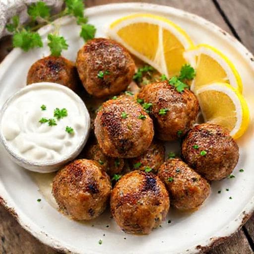 Perinteiset Kreikkalaiset Lihapullat (Keftedes)