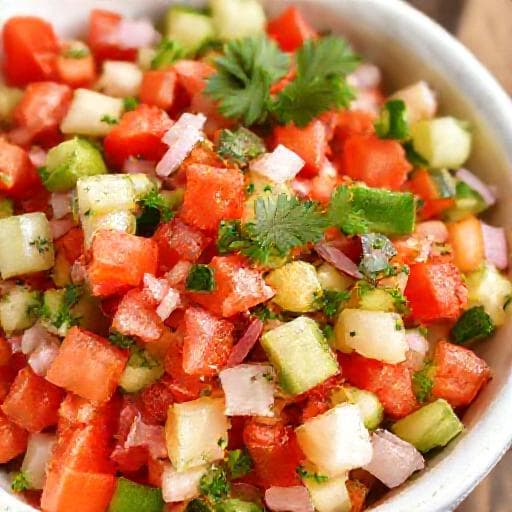 Klasik Çoban Salatası