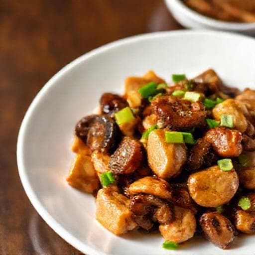 Gà xào nấm hương truyền thống